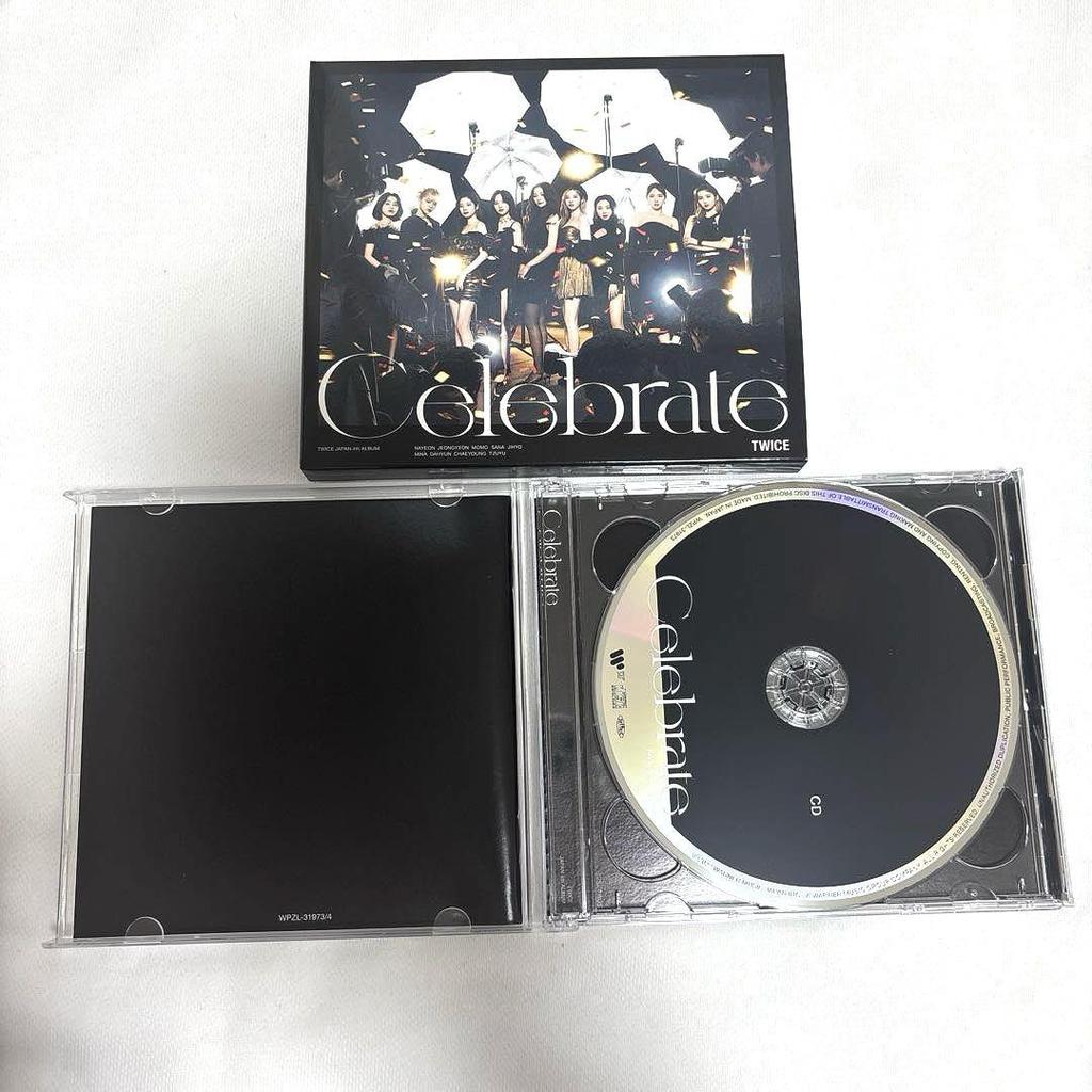 [USED] TWICE Celebrate 5-piece set