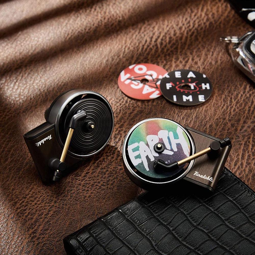 Car Air Freshener Record Player Turntable Car Perfume Phonograph Smell Air Clip Diffuser Outlet Aromatherapy Vinyl Clip Ven O8U8