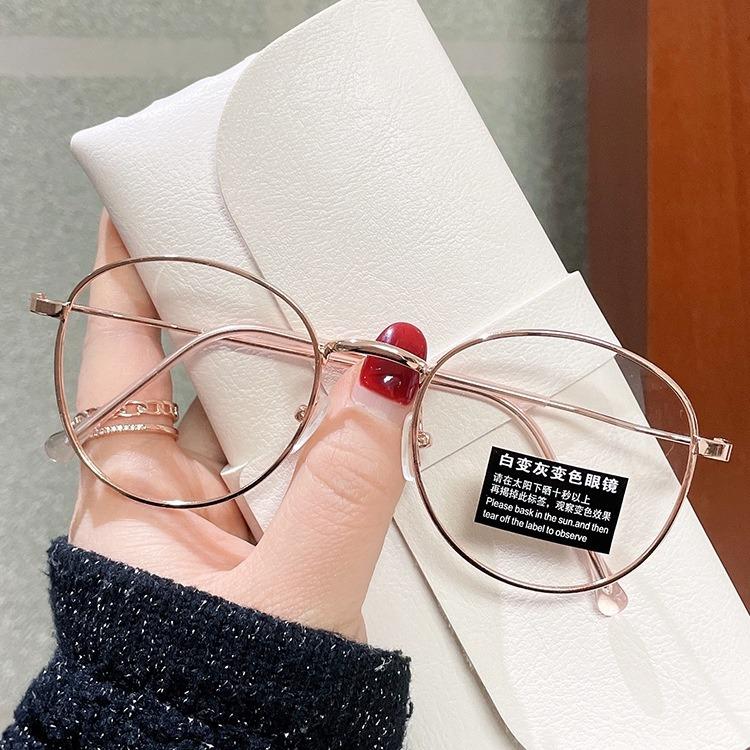 Pochromic Anti Radiation Glasses Women Man Anti Blue Ray Computer Eyeglasses 2 in 1 Eyeglasses Anti UV400