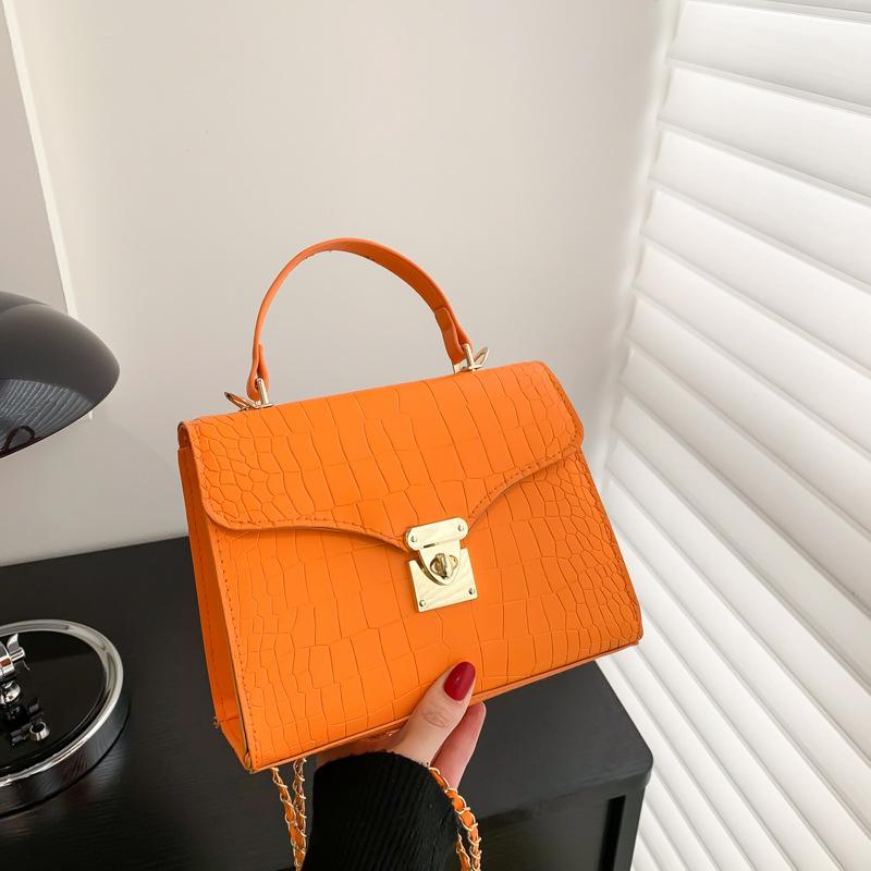 

Ретро-сумка, нишевый дизайн, женская сумка 2024 года, летняя новая мода, простая сумка-мессенджер через плечо, повседневная женская сумка оранжевый