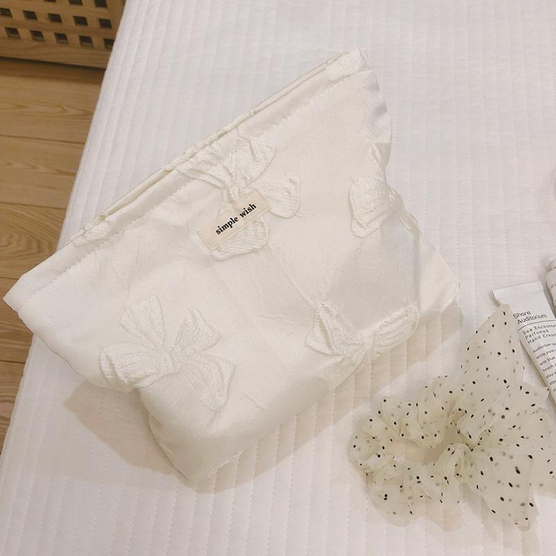 

45 Travel Toiletry Organizer Retro Bowknot Jacquard Makeup Bag Women Canvas Cosmetic Pouch Milky White