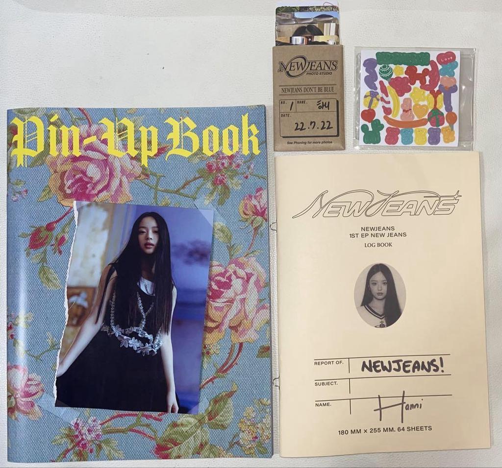 [USED] NewJeans Bluebook Hani All Inclusions