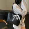Versatile Big Bag Women's New Fashion Underarm Tote Bag Large Capacity Commuter Shoulder Bag