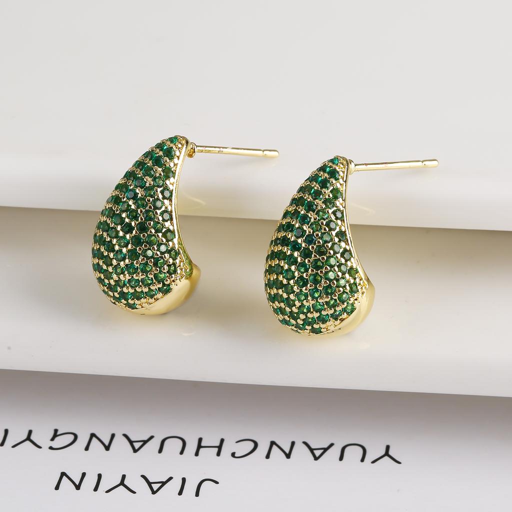 Classic Zirconia Comma Ladies Stud Earrings Fashion Water Drop Earrings Temperament for Woman Party Wedding Jewelry