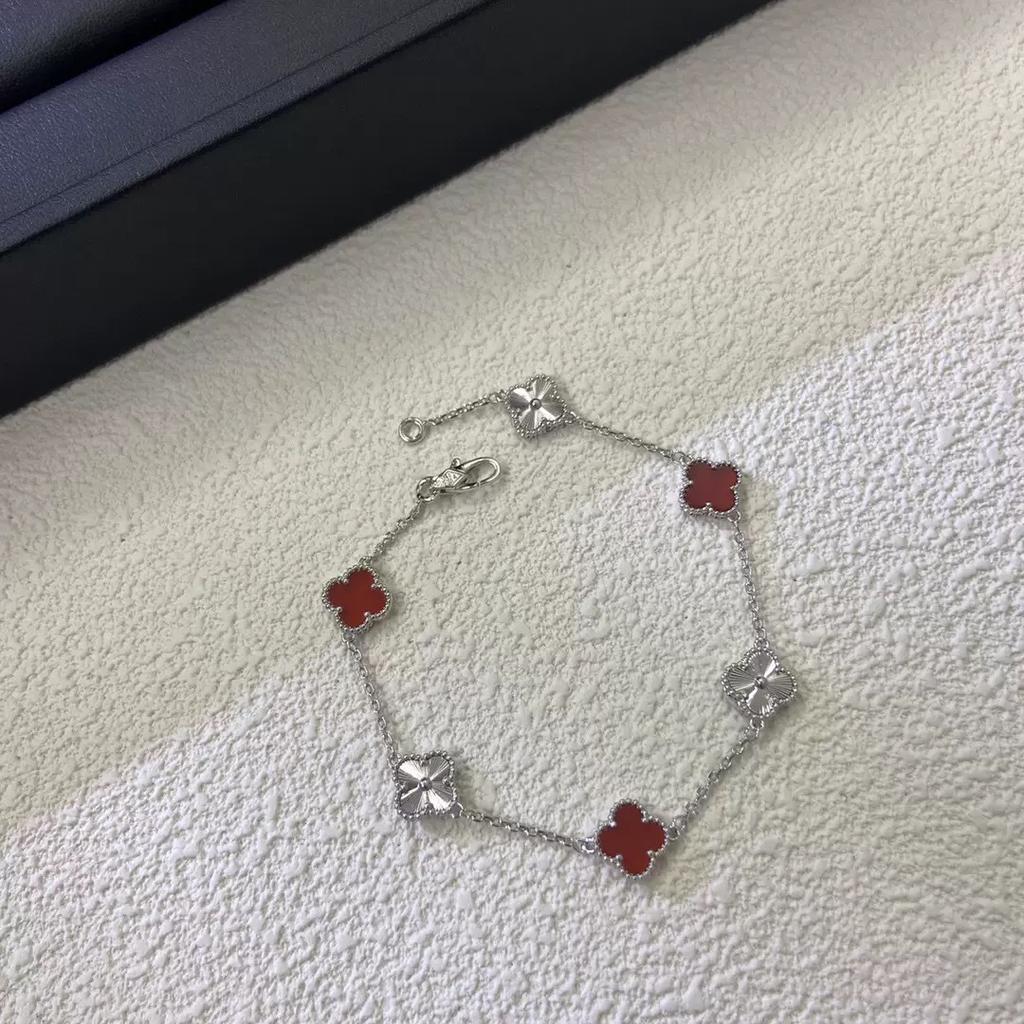 Boutique Vierblättriges Kleeblatt Mini 9mm Sechs Blumen Armband 18k Ins Mode Herren- und Damenarmbänder