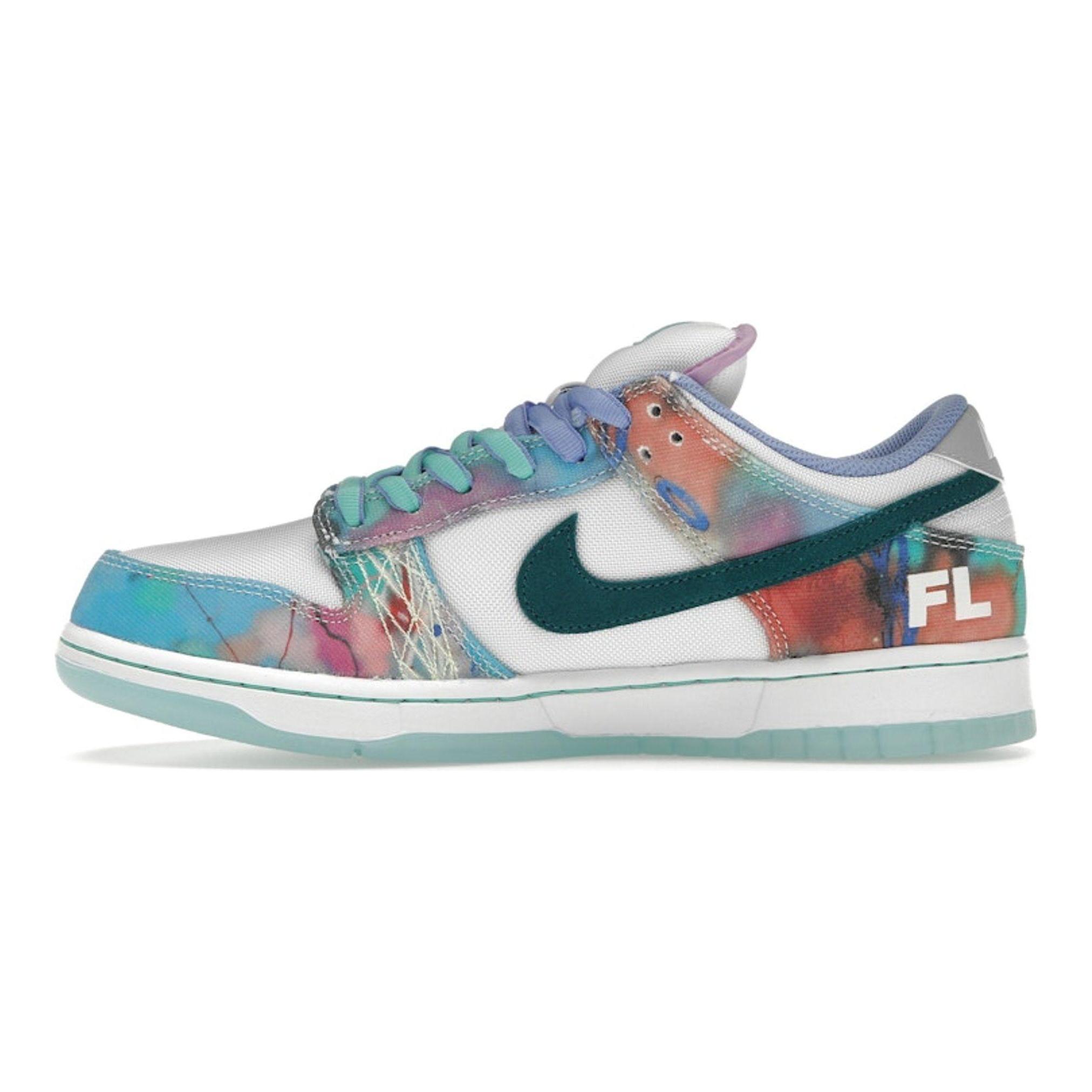 Futura Laboratories x Nike Dunk Low SB Bleached Aqua Men Sneakers 