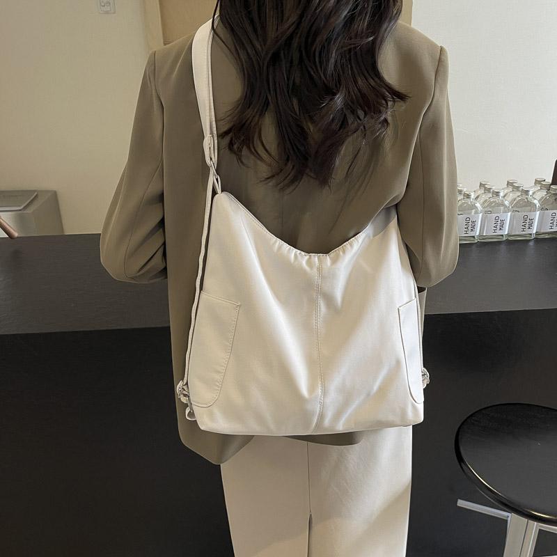 Einfarbige Tragetasche Damen-Schultertasche Große Kapazität Reise-Rucksack Umhängetasche