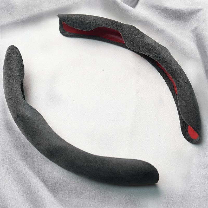 Tesla Model 3/Y Ultra-thin Non-slip Sweat-absorbing Steering Wheel Cover with Card Holder for All Seasons