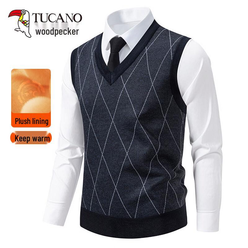 TUCANO Men s V-Neck Plush Knit Vest 115