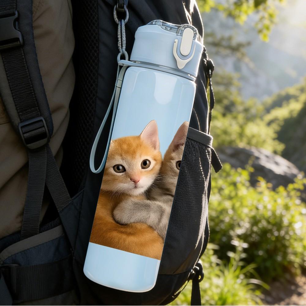 1PC Two Kittens Hugging Each Other 750ml Color Plastic Sports Water Bottle Leakproof Flip Straw Lid Suitable for Sports Office Home Use