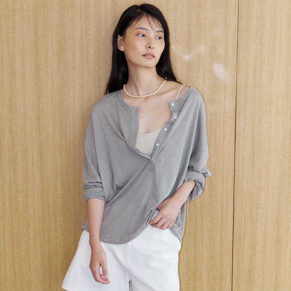 NOEUD Linen Henley Tee (Mocha Beige)