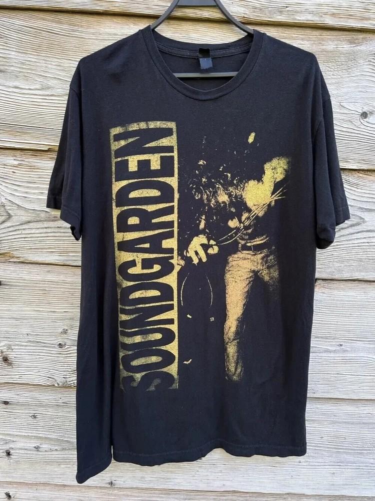 

Soundgarden Band 2014 Black Short Sleeve Unisex Tshirt Men Women S5XL Unisex T-Shirt XL