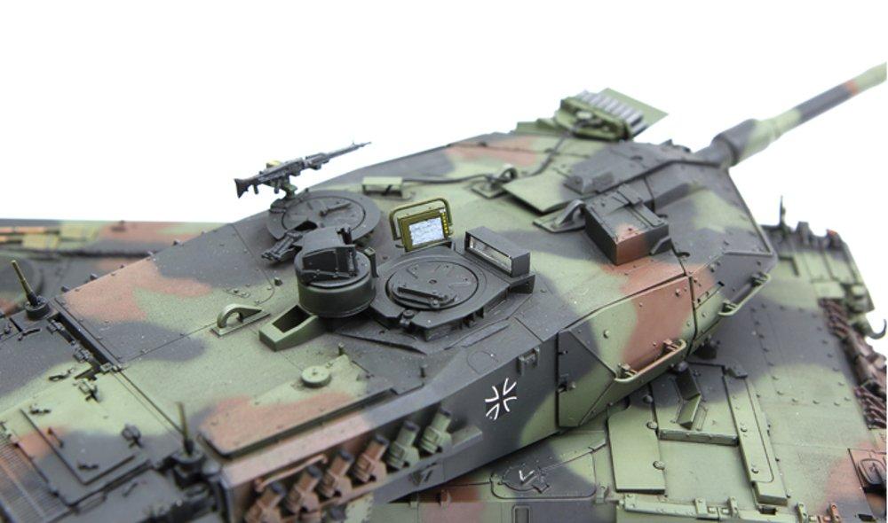 Meng Model German Army German Main Battle Tank Leopard 2 A7 Plastic Model MTS027 1/35