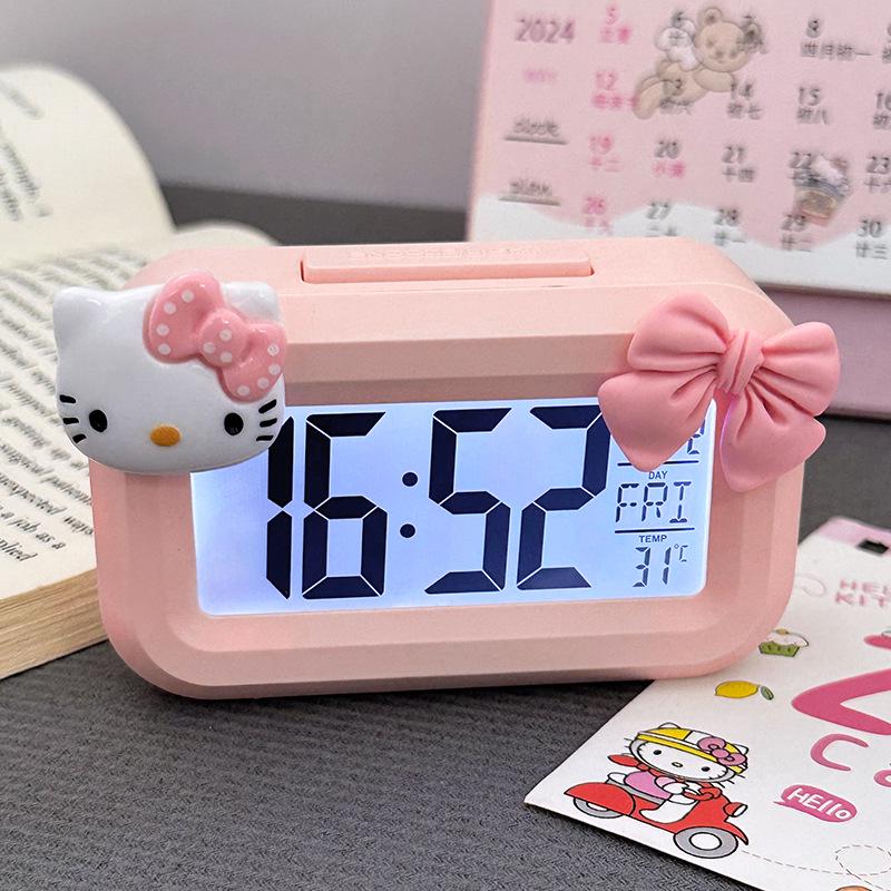 Luminous Cute Beaver Alarm Clock - Multifunctional Silent Desktop Clock with Timer for Dorms and Bedside.