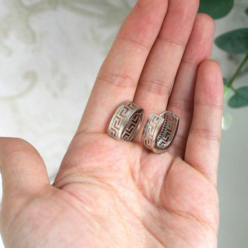 

UMCHO женские креативные геометрические серьги-кольца круглого серебристого цвета, кольцо с цирконом, тип пряжки серебряный