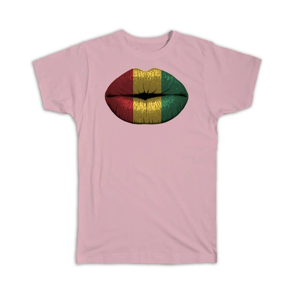 Gift T-Shirt : Lips Guinean Flag Guinea Expat Country For Her Woman Feminine L