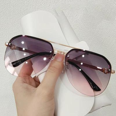Korean Style Large Frame Metal Aviator Sunglasses with Sun Protection