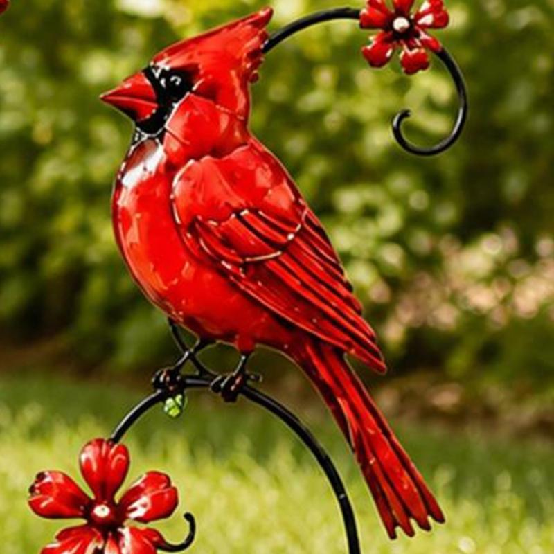 Outdoor Garden Bird Stakes Set of 4 Piece in Metal for Lawn and Soil Display, Red Yard Design for Front Yard Home Use with Bird Theme Across Home Yard