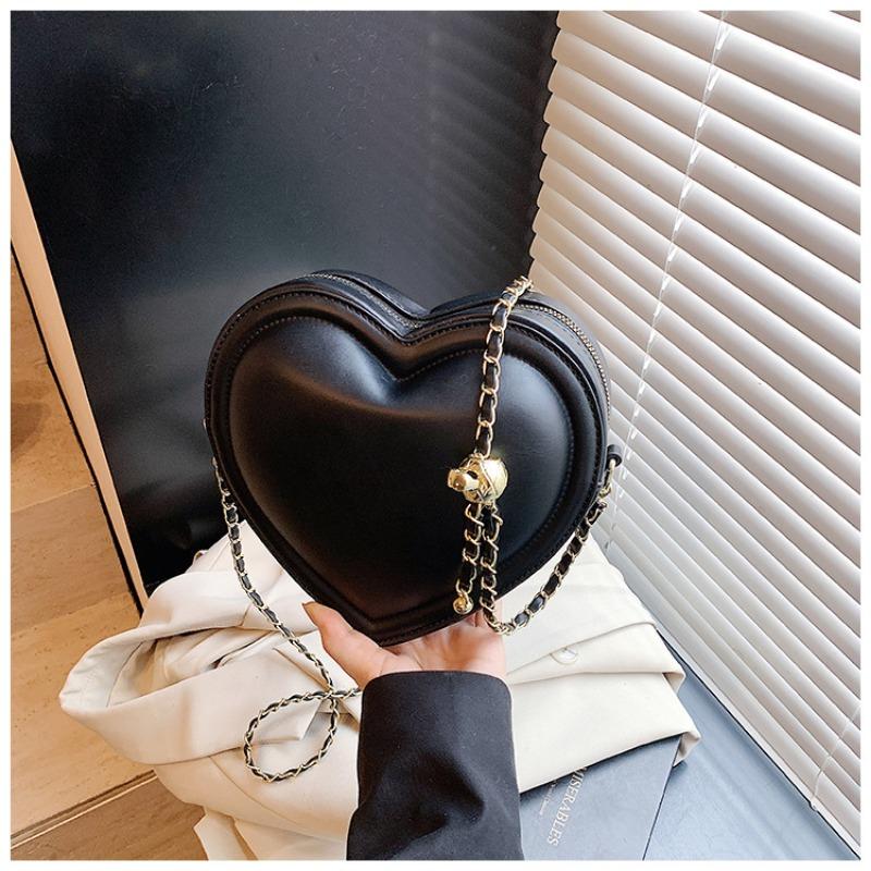 Small Fresh Heart Shoulder Messenger Bag Summer Fashion New Candy Color Chain Small Bag