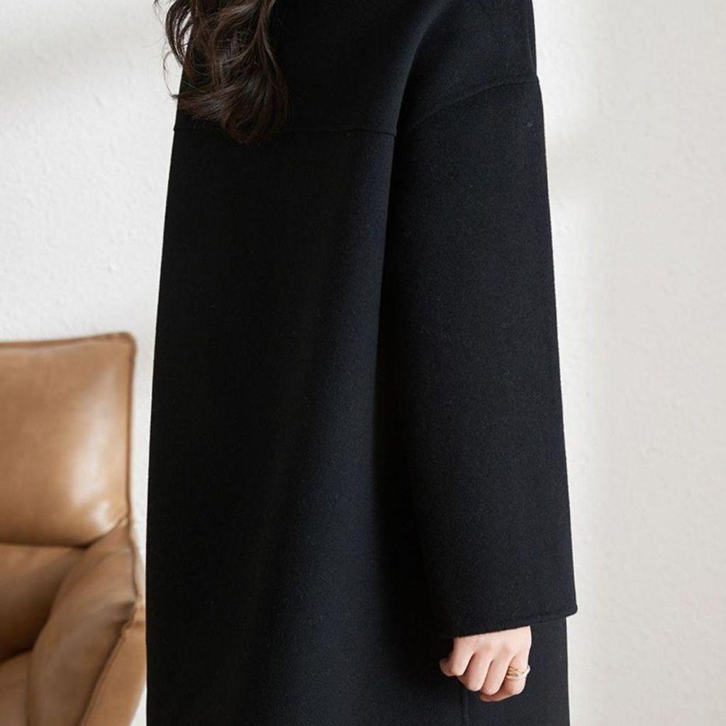 2025 Women's Plus Size Wool Blend Mid-Length Coat with Peter Pan Collar - Korean Fashion for Autumn/Winter