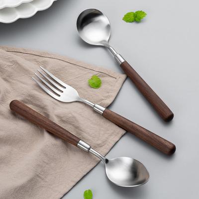 Vidlička Příbory Potravinářské dřevěné držadlo Lžíce Ocel Hladký povrch vidličky Nerezové nádobí pro