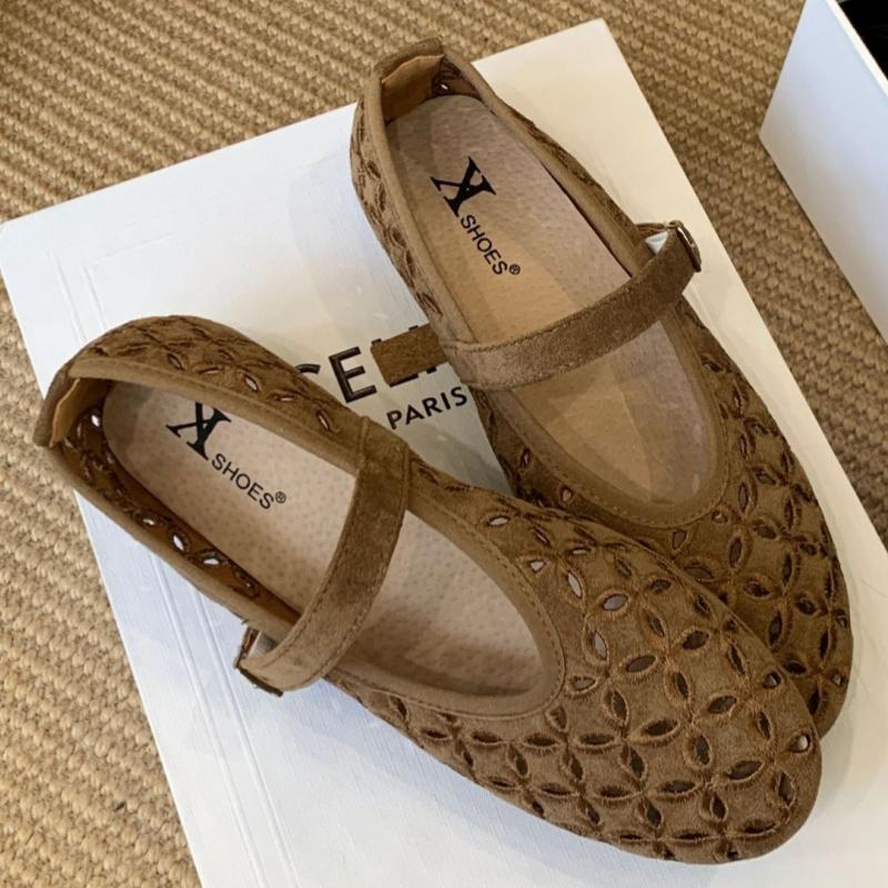 Fashion Summer New Breathable Flat Shoes 2025 Mary Janes Hollow Low Heels Single Shoes Elegant Versatile Trend Soft Soled Women Flats