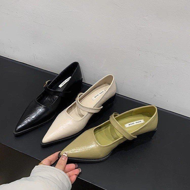 [Ushilai] French pointed temperament Mary Jane shoes women's 2025 spring new fashion shallow mouth versatile single shoes