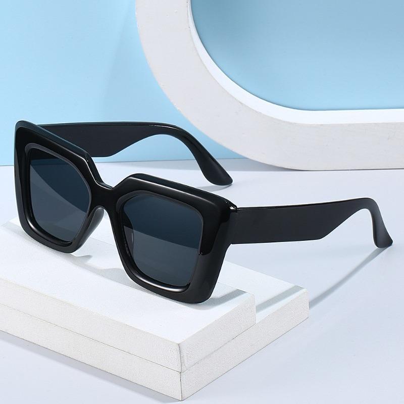 New Large-frame Fashionable Classic Square Sunglasses Outdoor UV400 Protection Trendy Street-style Sunglasses Unisex