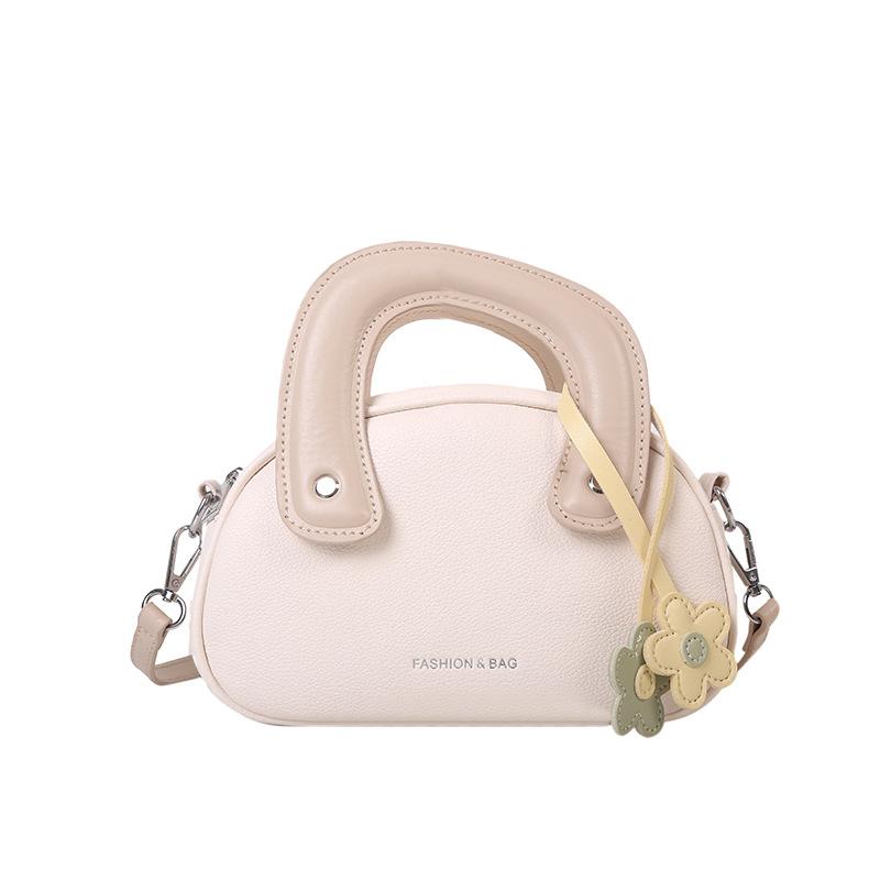 This year's popular niche design bag 2025 new women's bag versatile oblique span bag portable shell bag
