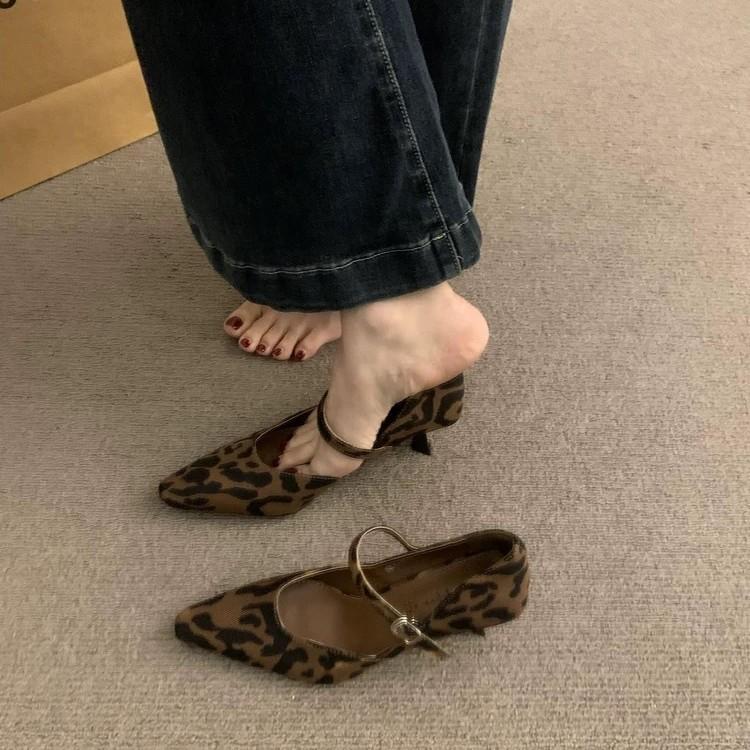 Mary Jane shoes pointed high heels, small temperament shows high elegance and fashion, shallow mouth stiletto