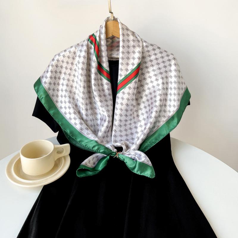 Eșarfă Nouă de Mătase 90cm Eșarfă Damă Tip Wrap Eșarfă cu Imprimeu Litere Eșarfă Satinată Mare Pătrată Șal