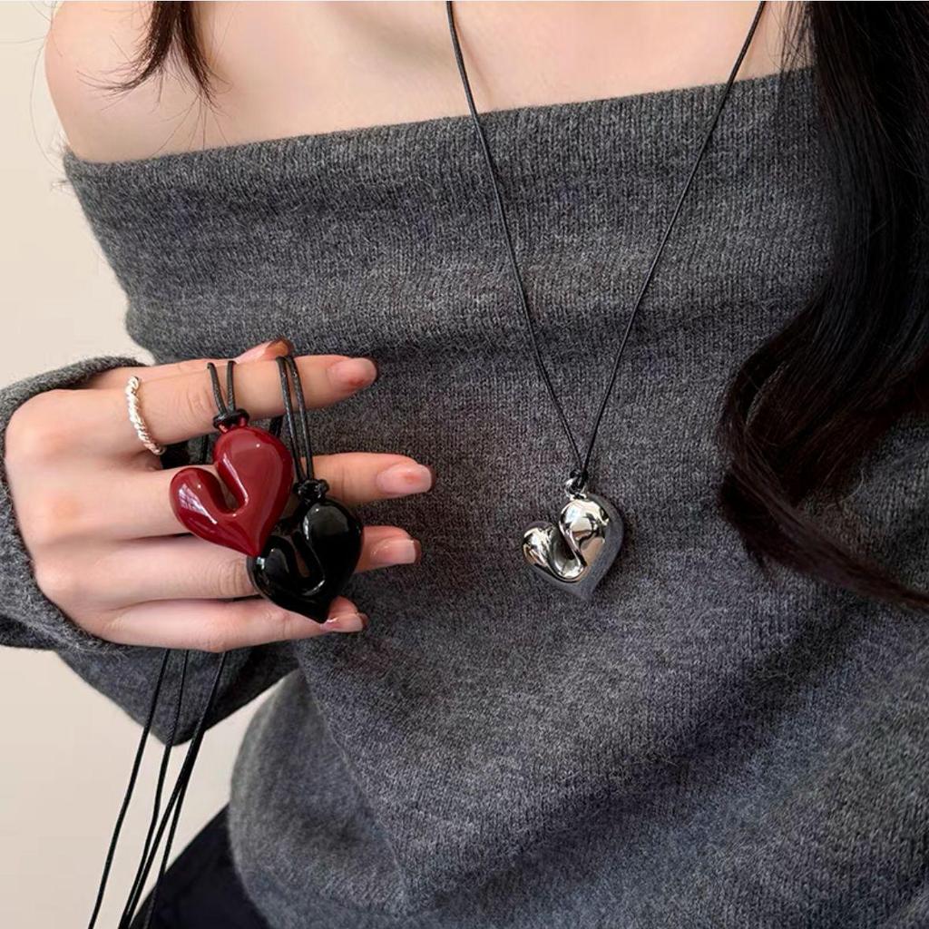 Korean Reinna Irregular Heart Pendant Necklace - Adjustable Sweet Cool Accessory