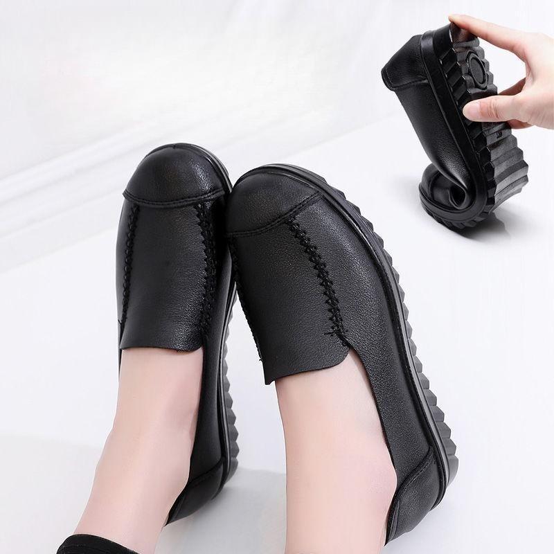 Mother's Shoes Soft Leather Bottom Embroidered Leather Shoes Middle-aged and Elderly Deep Mouth Single Comfortable Women's Shoes