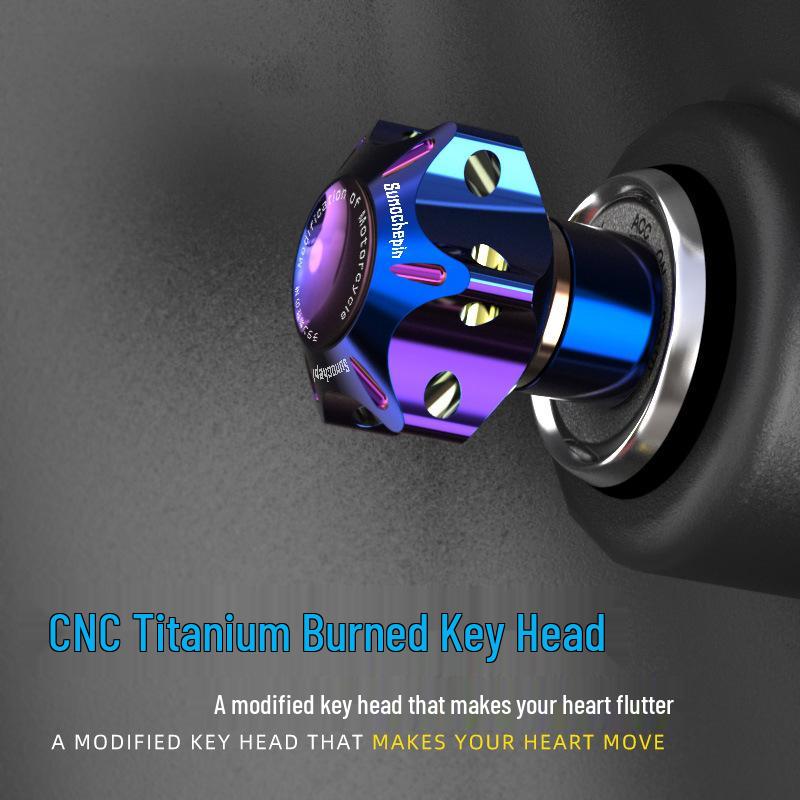 Creative High-End Men's Motorcycle Keychain Pendant with Anti-Lost Feature