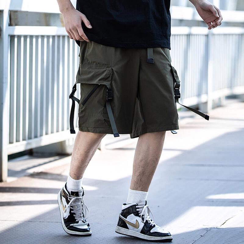 AOGZ Men's Multi-Pocket Techwear Cargo Shorts