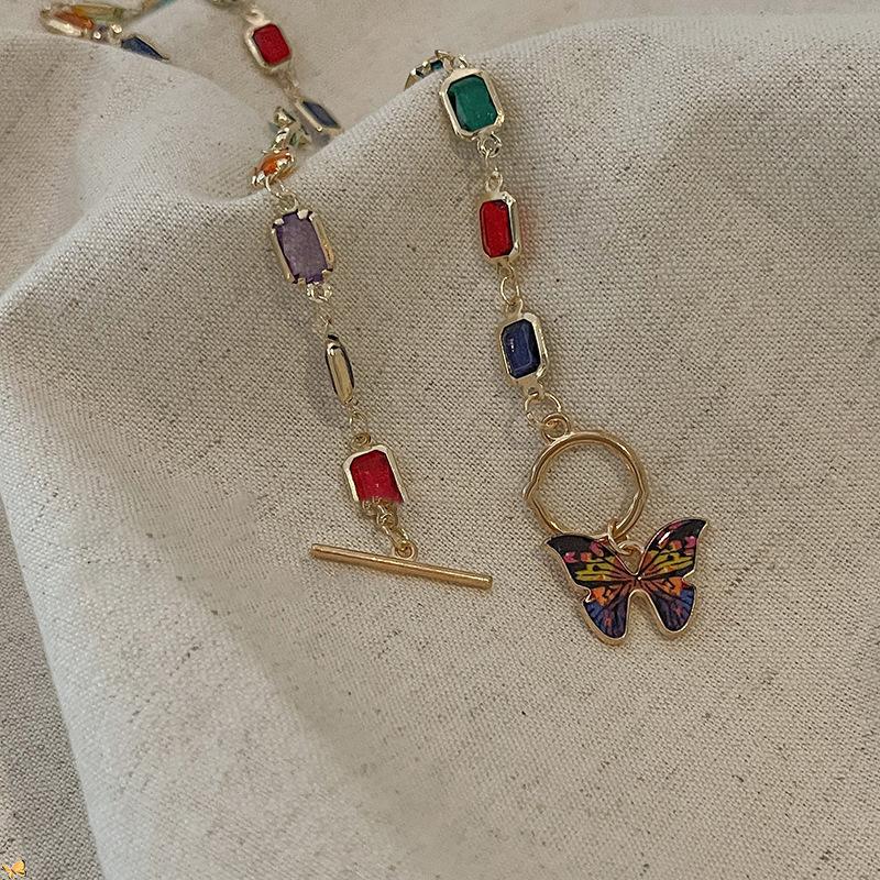 Fashion Retro Beaded Butterfly Y2K Rainbow Crystal Pendant Chain Choker Necklace For Women Bohemia Charm Jewelry Accessories