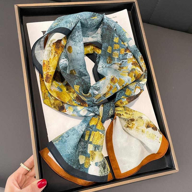 Retro Green Silk Big Streamer Mulberry Silk Silk Scarf Women'S Long High-End Double Crepe Scarf Gift Elder Mother