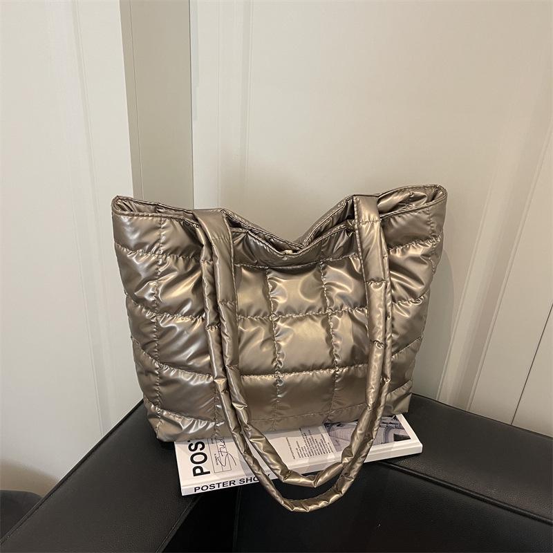 2025 Herbst/Winter Space Cotton Gepolsterte Crossbody-Tasche mit großem Fassungsvermögen - Lässige Umhängetasche im koreanischen Stil für Damen