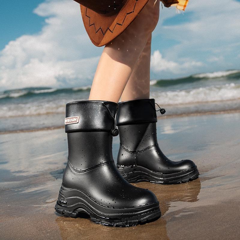 New Retro Medium Tube Rain Shoes Women's Waterproof and Non-slip Water Boots Rubber Shoes Thick-soled Bundle Rain Boots Water Shoes