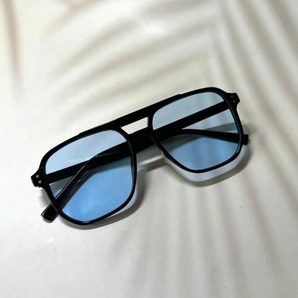 Classic Square Vintage Style Fashion Sunglasses Men Holidays Casual Outdoor Glasses Women