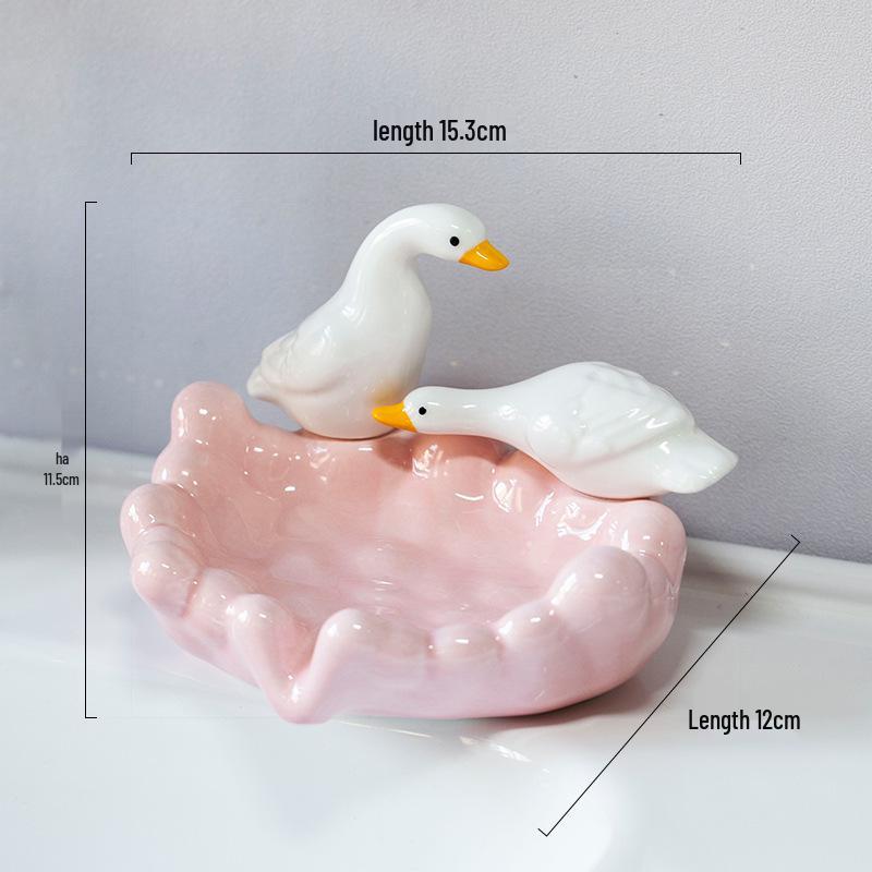 Creative Ceramic Rabbit Soap Dish - No Water Accumulation for Hotel Bathroom or Washbasin