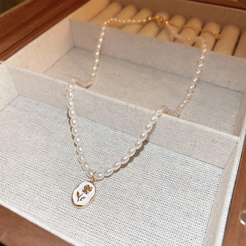 Elegante französische doppelreihige Perlenkette: Vielseitige, hochwertige Schlüsselbeinkette