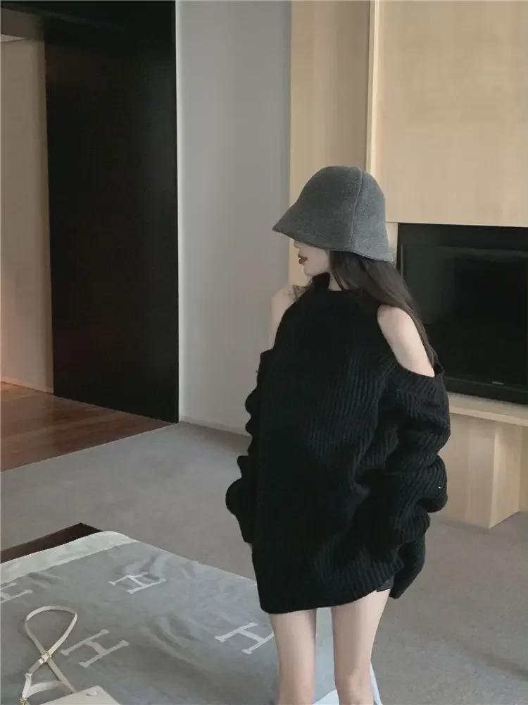 Women's Off-Shoulder Black Knit Sweater - Loose Korean Style for Autumn/Winter 2024