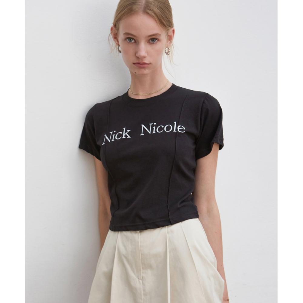 

NICKNICOLE NICOLE PINTUCK CROP TEEBLACK