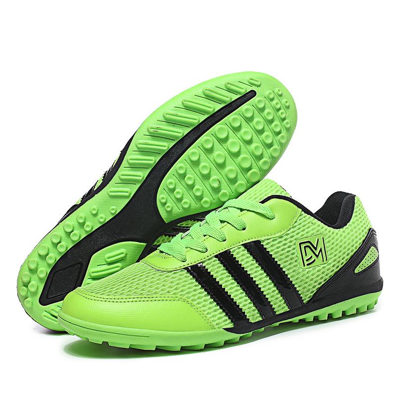 

Футбольные бутсы для мальчиков и девочек с низким верхом, спортивная тренировочная футбольная обувь с поломанными ногтями для учеников начальной школы, игровая тренировочная обувь 43 флуоресцентный зеленый