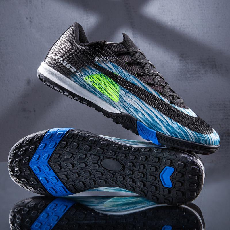 Crampons de Football Synthétique Basse Cheville Flyknit Sans Couture pour Homme avec Crampons Longs
