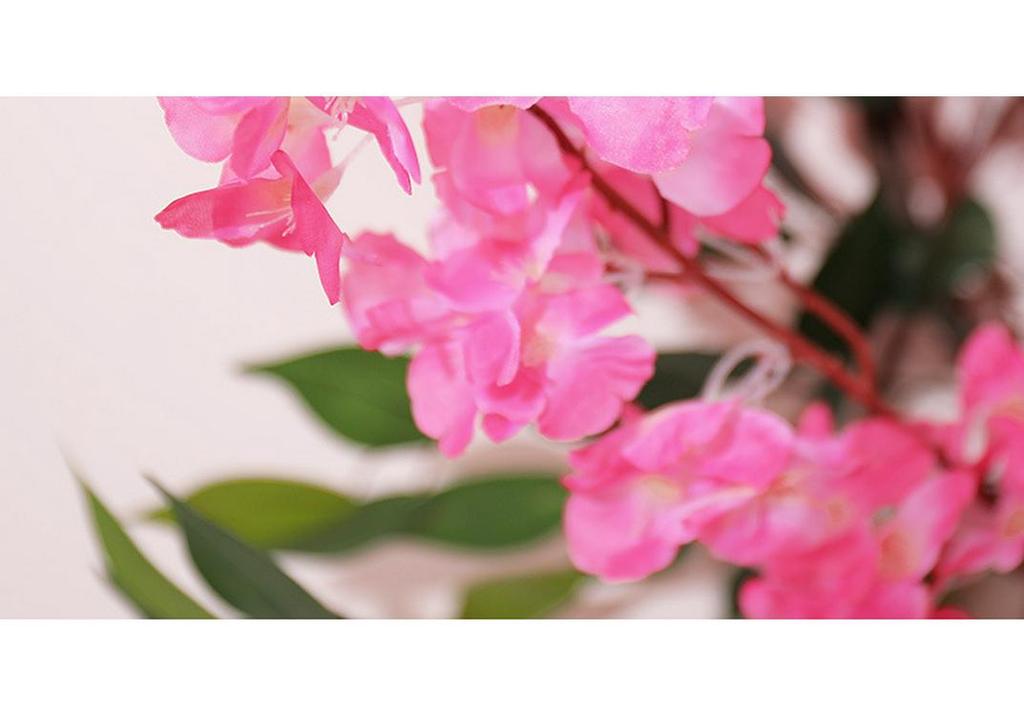Artificial Cherry Blossom Branch Wedding Decoration - Silk Peach Blossom Vine for Indoor Living Room