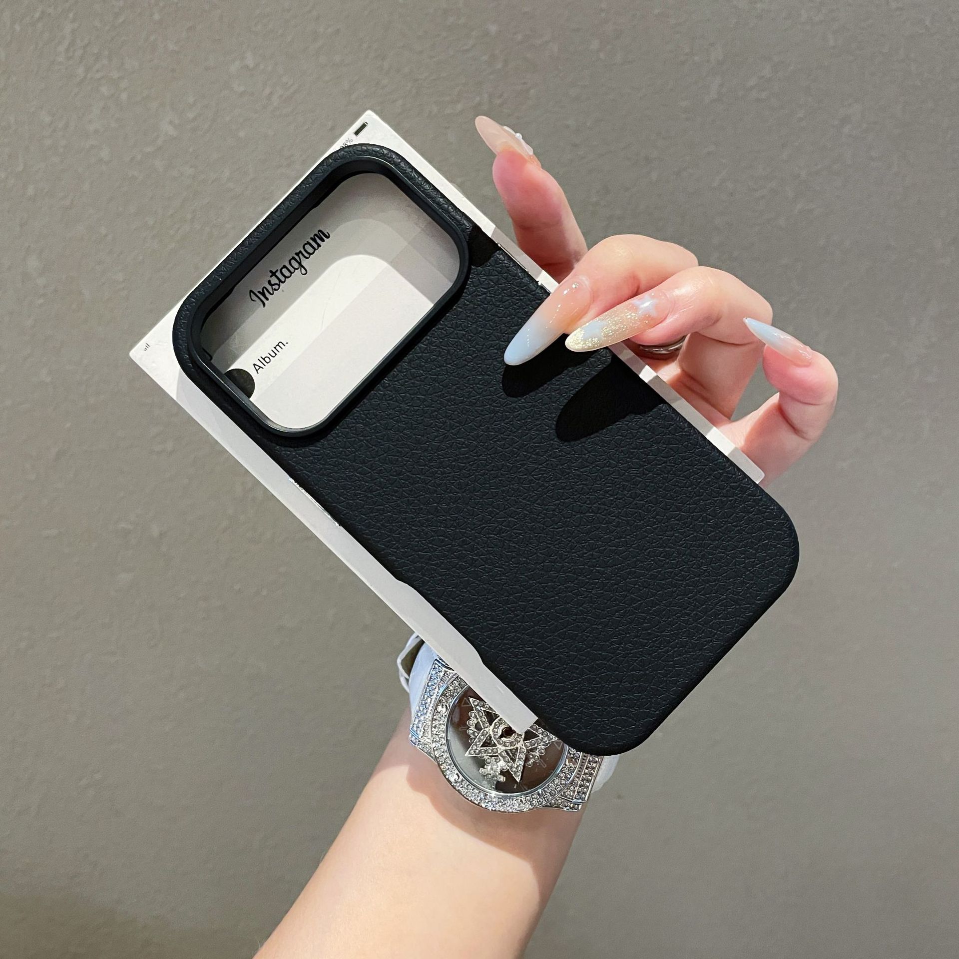 

Simple Solid Color Lychee Texture Two-in-One Case Compatible with iPhone 16 Pro Max Apple 17 Phone Case 14/13 17air(without Packaging