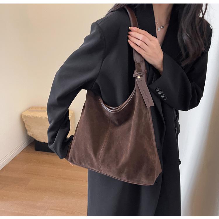 Geantă Tote de Umăr Retro Mată de Mare Capacitate pentru Femei - Moda Toamnă 2023