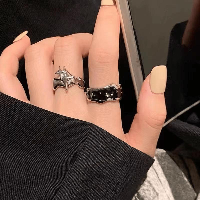 Dark Style Niche Starry Ring, Men's and Women's Fashionable Light Luxury Neutral Style Index Finger Ring, Irregular Star Opening Ring.